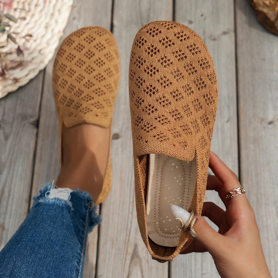 Ferncliff Soft-Knit Walking Shoes